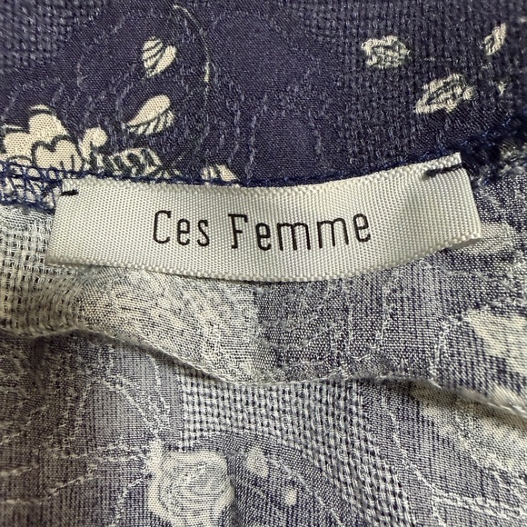 Ces Femme Navy and Cream Paisley Peasant Tunic Top Size M Boho Chic - Picture 7 of 8